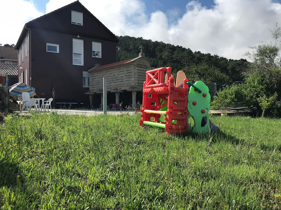 casa en esteiro(muros)con playa y monte , y, cerca de noia y santiago