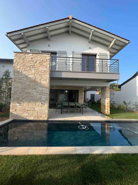 New architect villa 5* swimming pool spa Biarritz