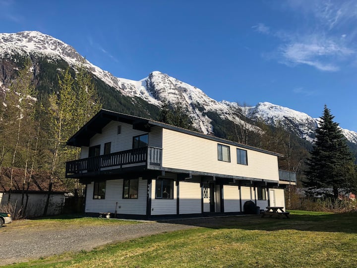 Stewart Vacation Rentals & Homes British Columbia, Canada Airbnb