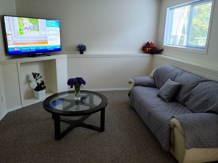 2 Bedroom Guest Suite In Departure Bay, Nanaimo Bc - 納奈莫