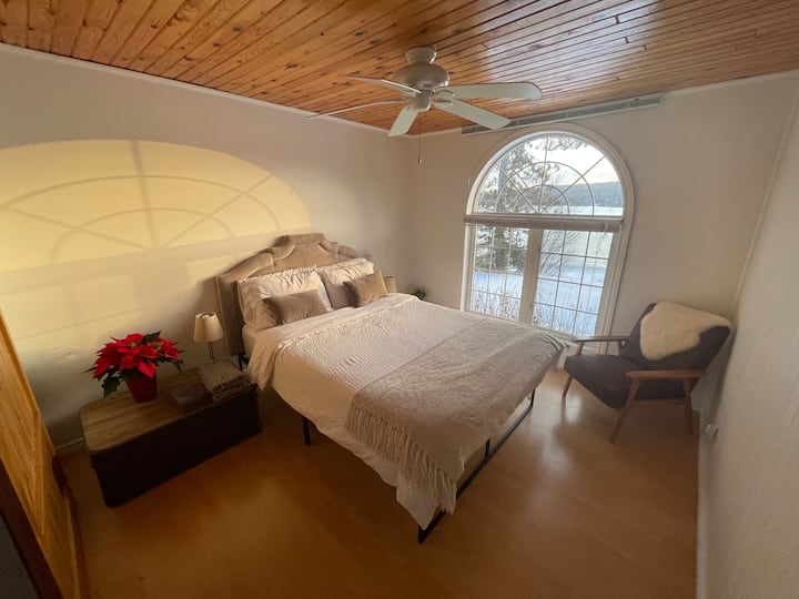 Master Bedroom with Arch Window (gorgeous view especially on moonlit nights!)