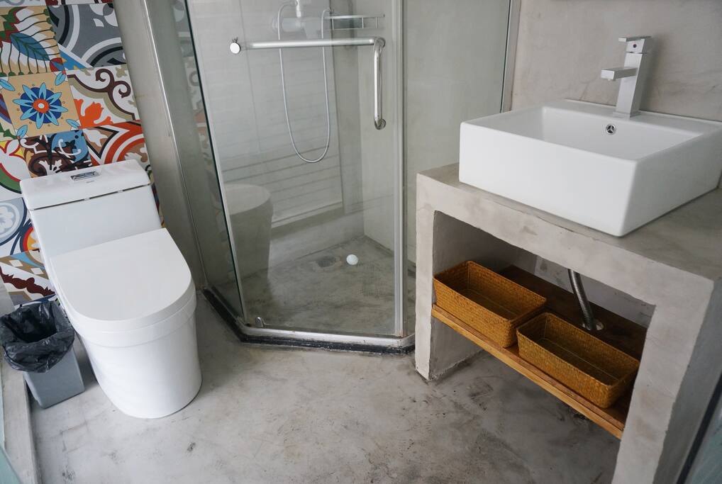 Ensuite Bathroom/独立浴室