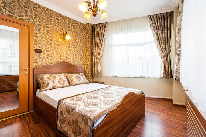 Four Deluxe Apartments The First Ottoman Suits