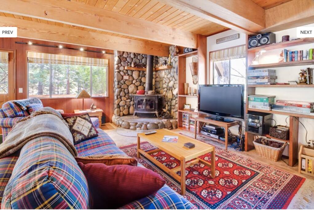 Living room.