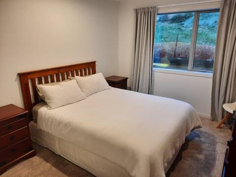 "Cool place in a quiet neighborhood"