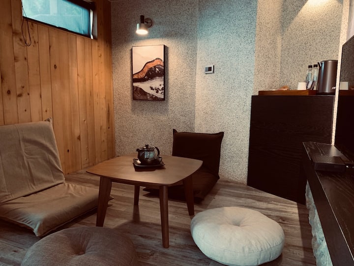 Jiufen (New Room Type, Mountain Seaview, Balcony, Bathtub, Jiufen Old Street)