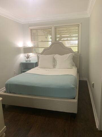 Mid City Private Room