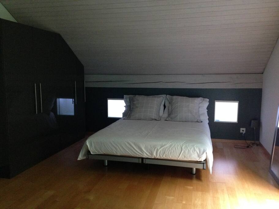 Chambre 1 télé + dressing + canapé 25m2