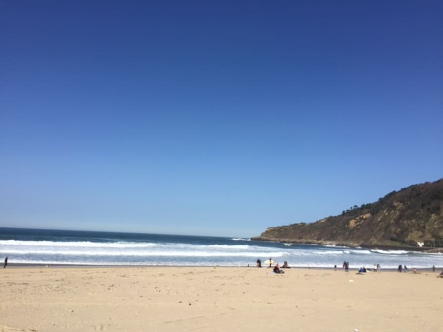 Literalmente a 1 minuto de la playa