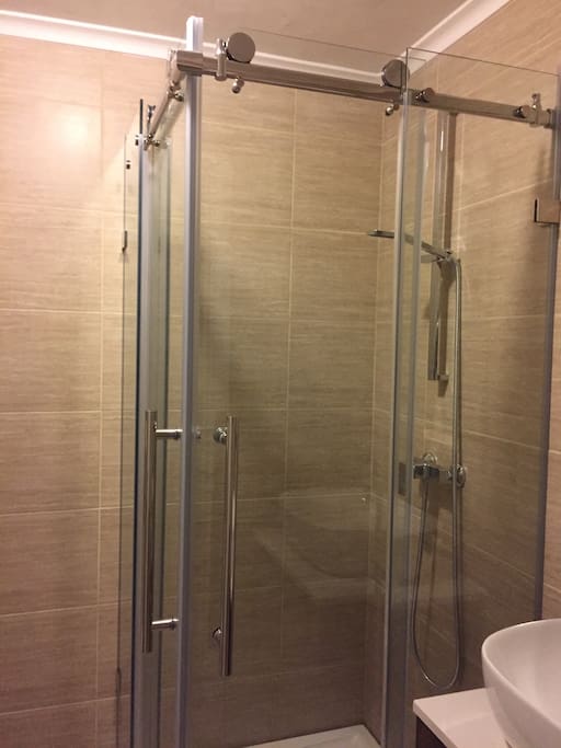 Stainless Steel shower in private bathroom Updated February 2017