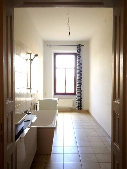 Badezimmer/Bathroom