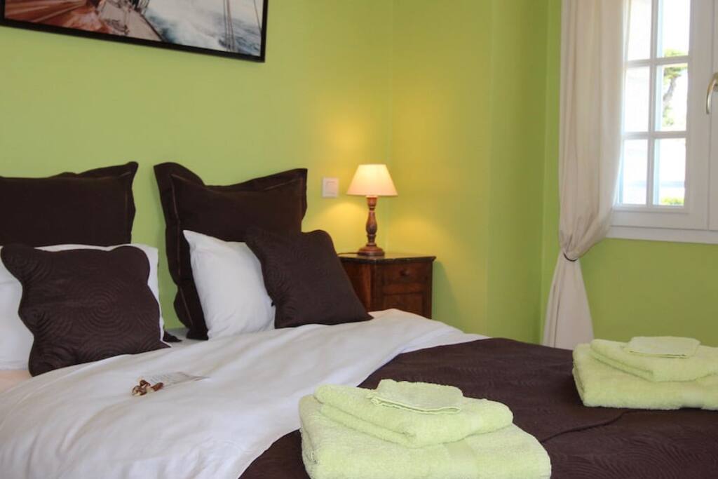 Confort douillet de la chambre Pistache