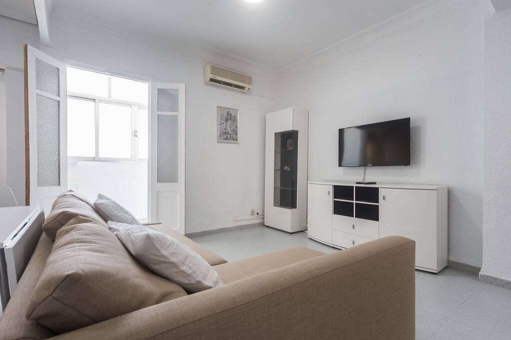 Air conditioning (Hot &Cold)