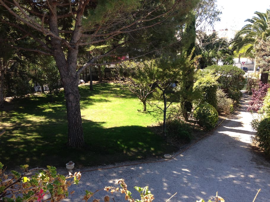 Bastide et son jardin de 1500 m2