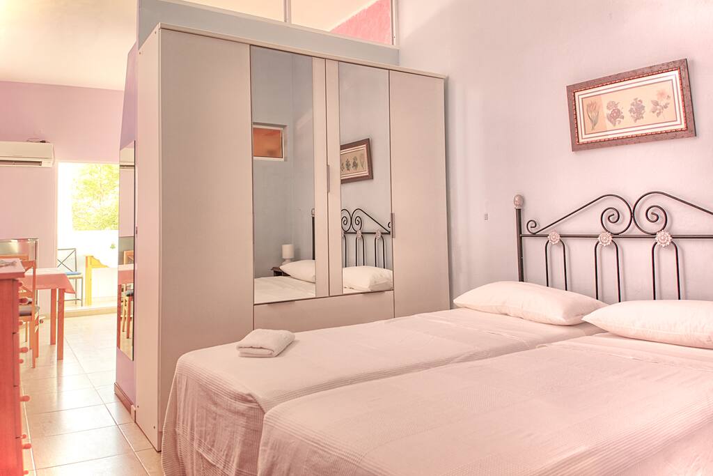 DORMITORIO