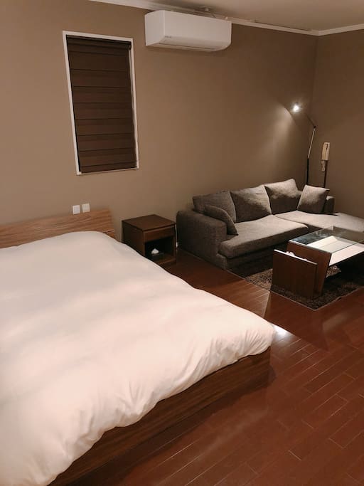 208 room Living bed
