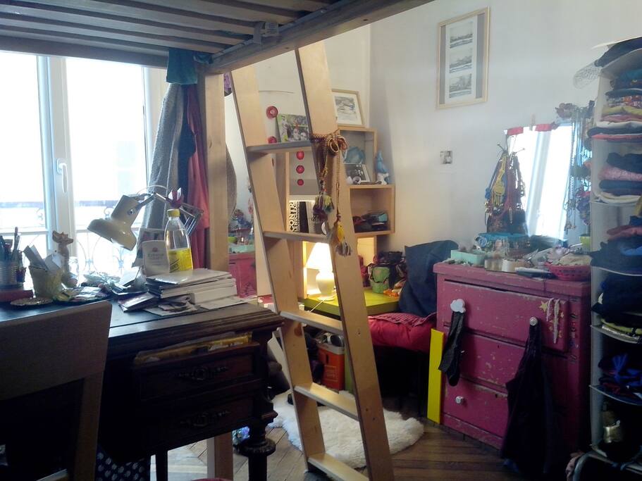 vu depuis le dessous de la mezzanine