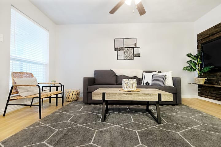 ⭐️ Arboretum工单已包含在您的预订中。 有关详细信息的消息。