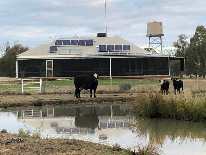 Deniliquin Holiday Rentals & Homes New South Wales, Australia Airbnb