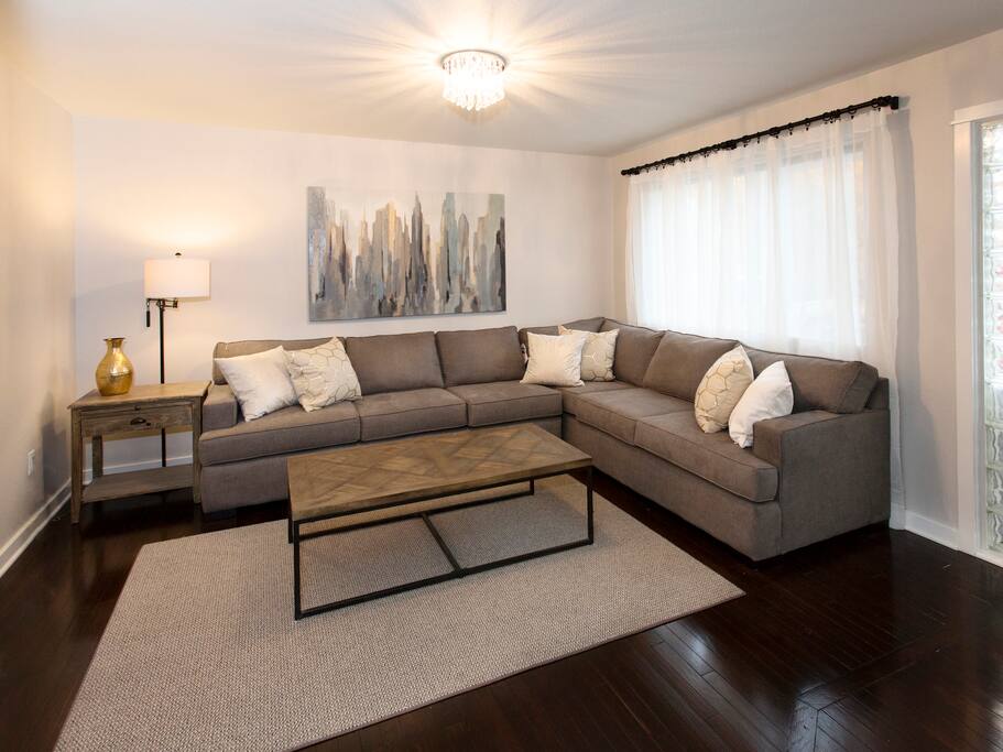 Main Floor Living Room.