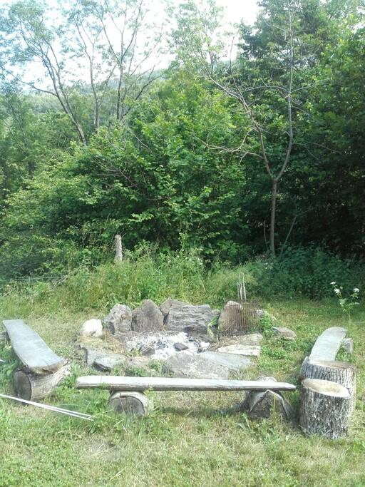 place à feu et grillades...