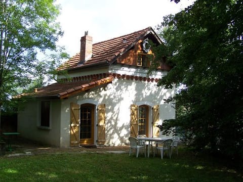 The Little House in the Greenery