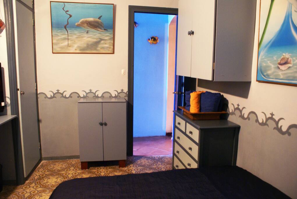 Double room entrance/ entrada habitación doble