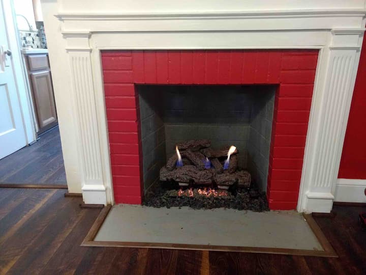 Baseball Bungalow Near Downtown Clean Comfortable - Greenville, SC