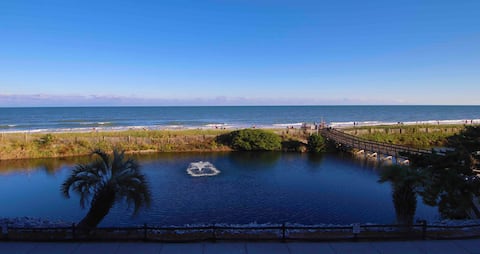 Direct Oceanfront Trainqility