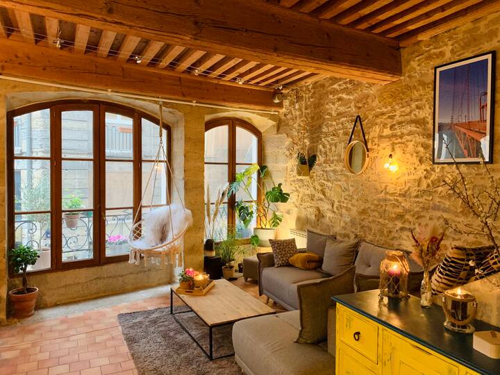 Vieux Lyon locations de vacances et logements Lyon, France Airbnb