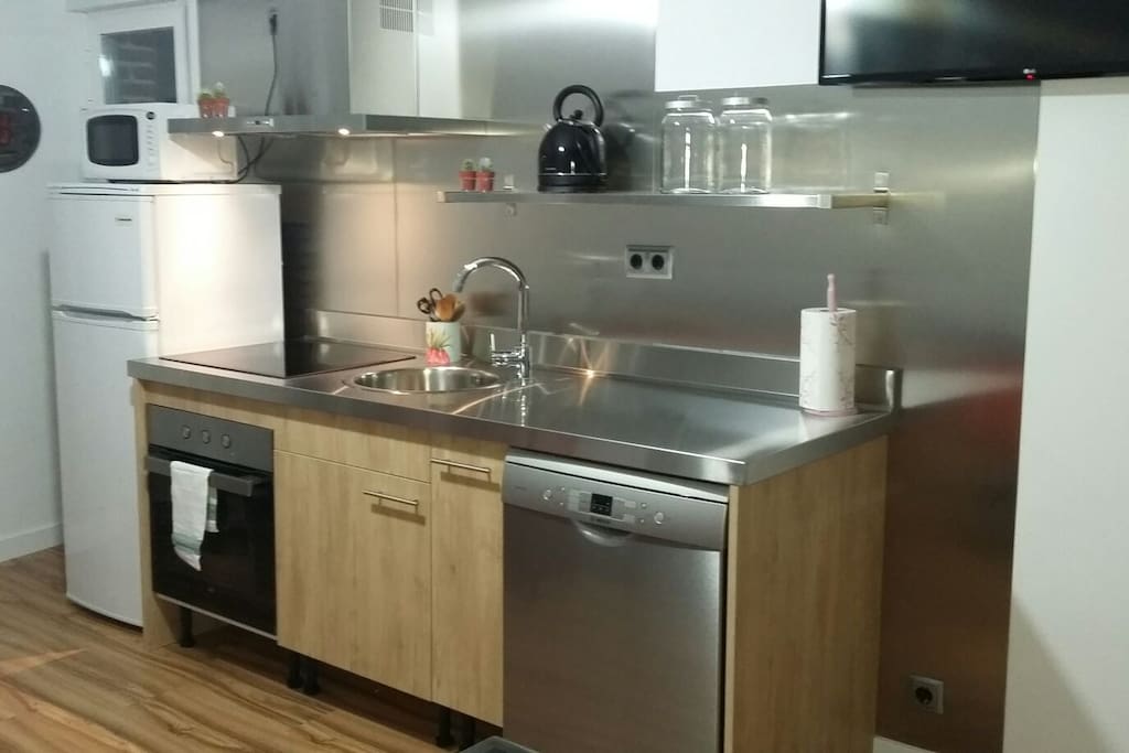 COCINA ABIERTA AL SALÓN-COMEDOR