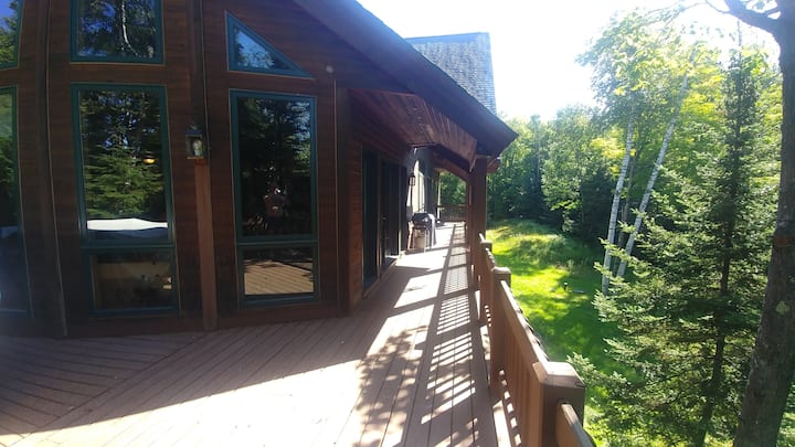 North woods lake estate on Oxbow lake