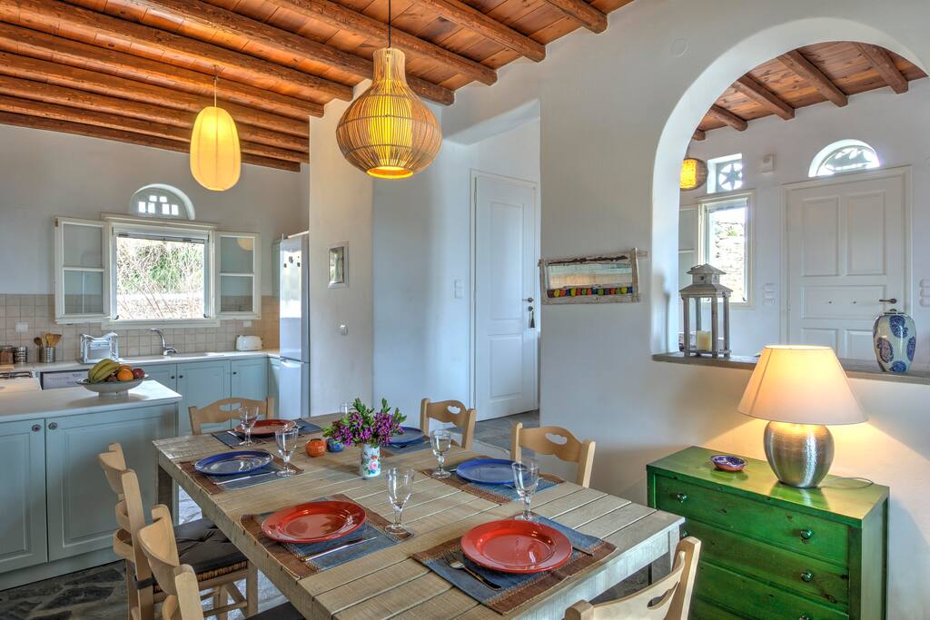 overview of dining area on upper level