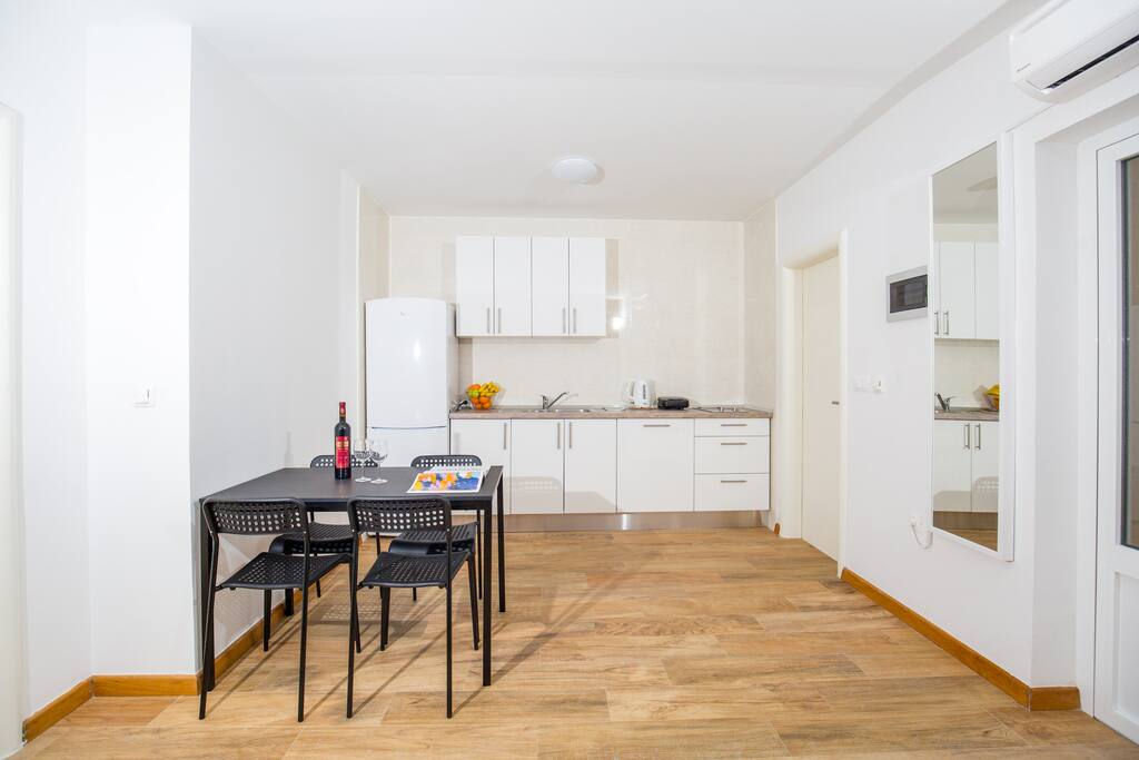 ...equipped kitchen...