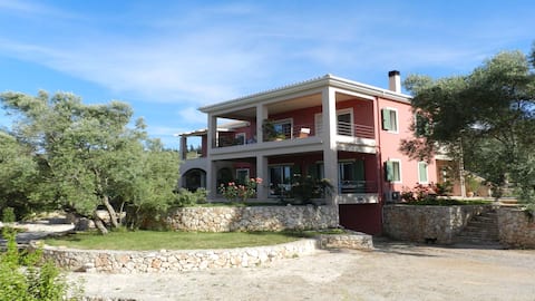 villa maria, studios