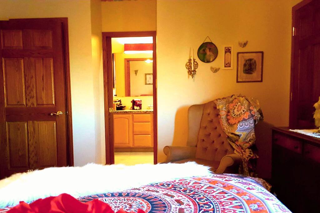 Private Full Bathroom via pocket door