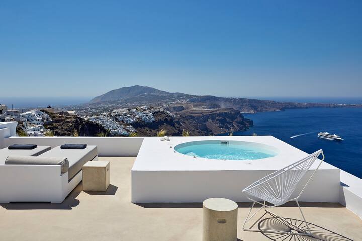 Olia Dome, 2 bedrooms, 2 jacuzzis and volcano view gallery image 5