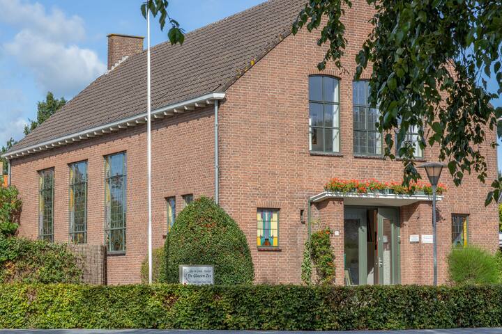 Slapen in de kerk, kom tot rust in onze B&B!