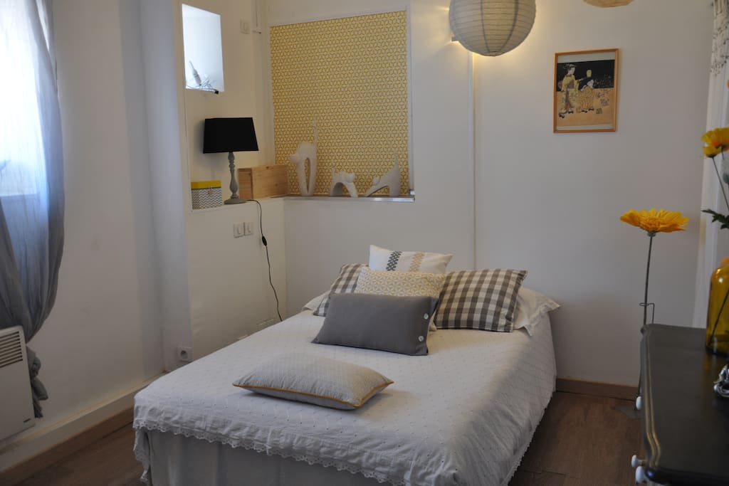 Chambre 2 avec lit en 130 + 1 lit simple