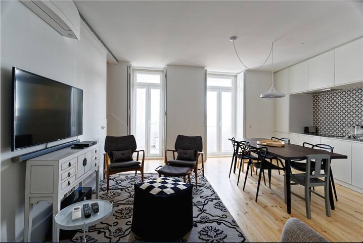 Duplex with Stunning River View I gallery image 4