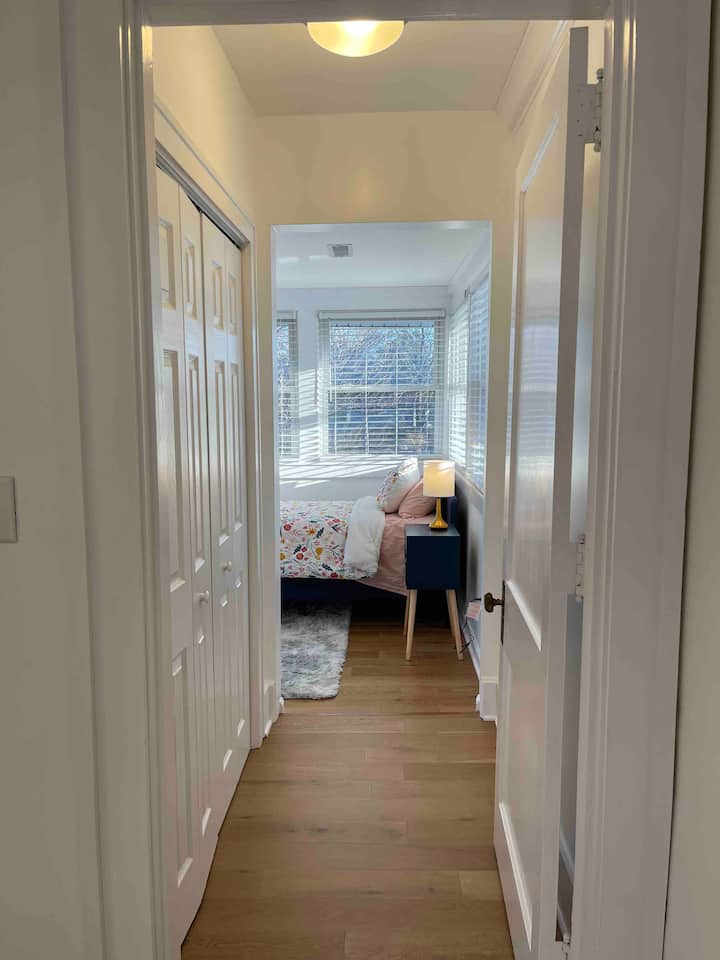 Hallway to third bedroom