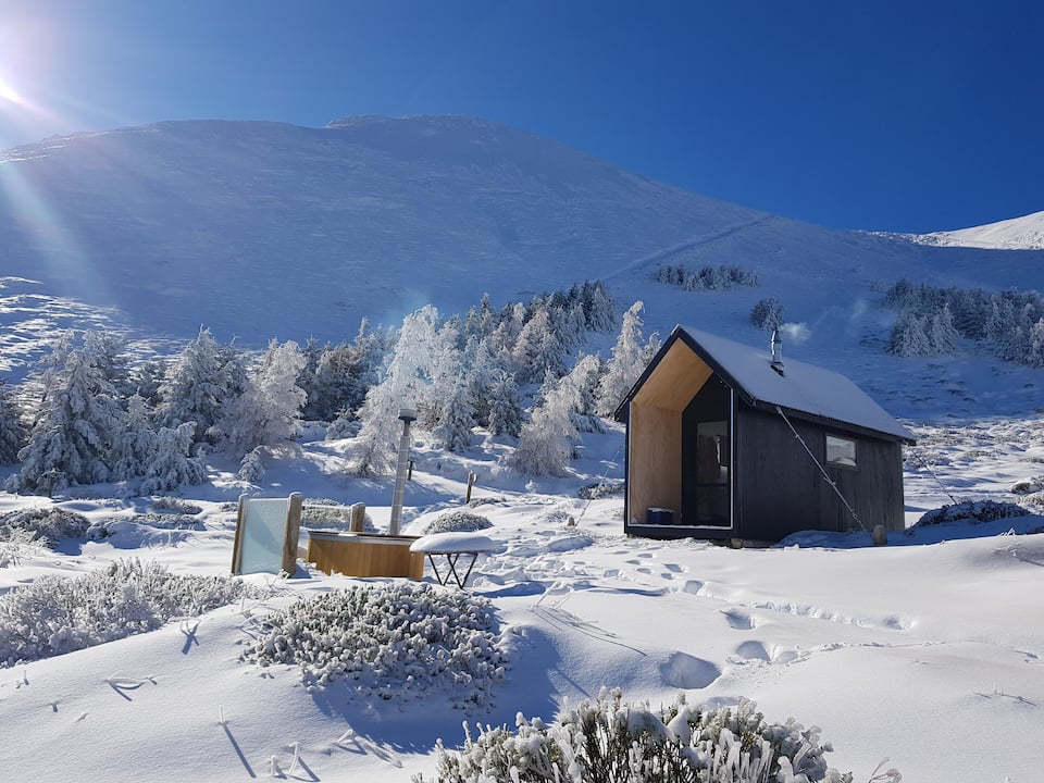 Terako Hut, Lake Stella, Mount Lyford, Canterbury, New Zealand, photo 1 of 10