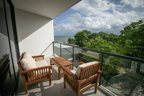 Absolutely Beachfront Family Condo