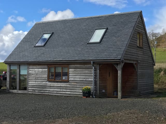 Tigh a Chabar, Savary, (Lochaline, Drimnin)