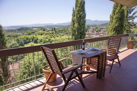 Spacious Panoramic Villa: Perfect to Visit Tuscany