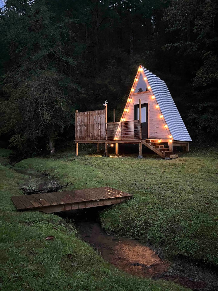 Tiny A-frame - W/ Mtn Views & Creek- Firefly Mtn! - Tennessee