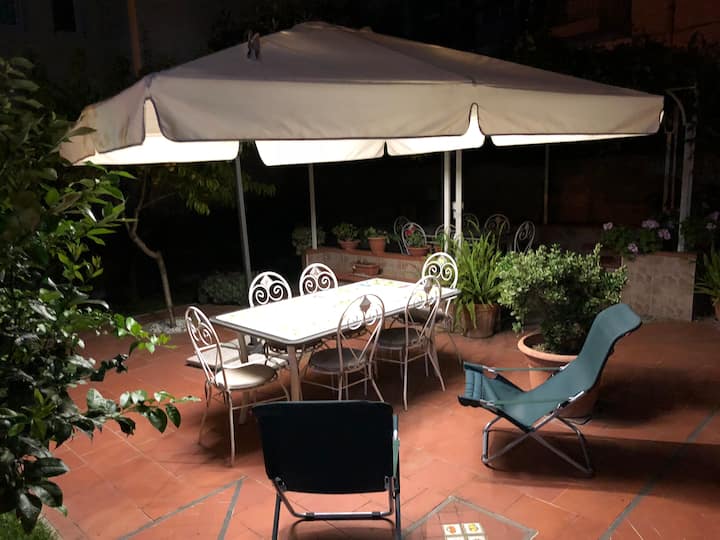 "Villa Ella" Vacation Home 5 minutes from Pompeii