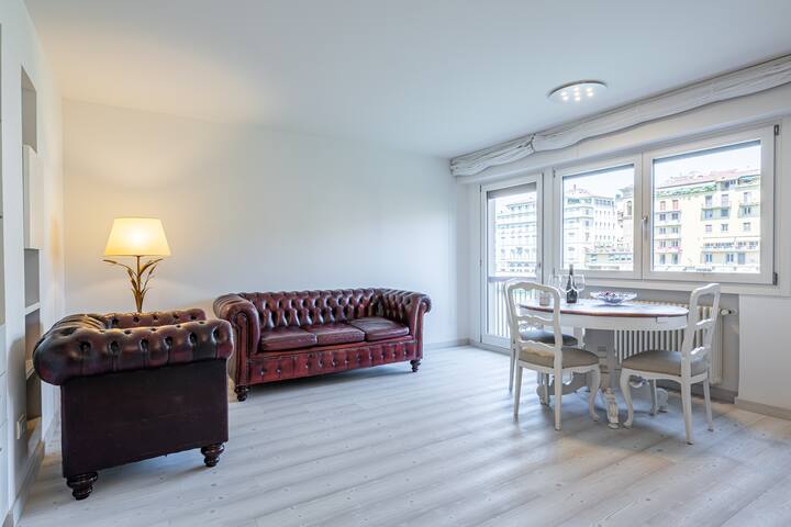 [Ponte Vecchio] Charm and Awesome view of Florence gallery image 4