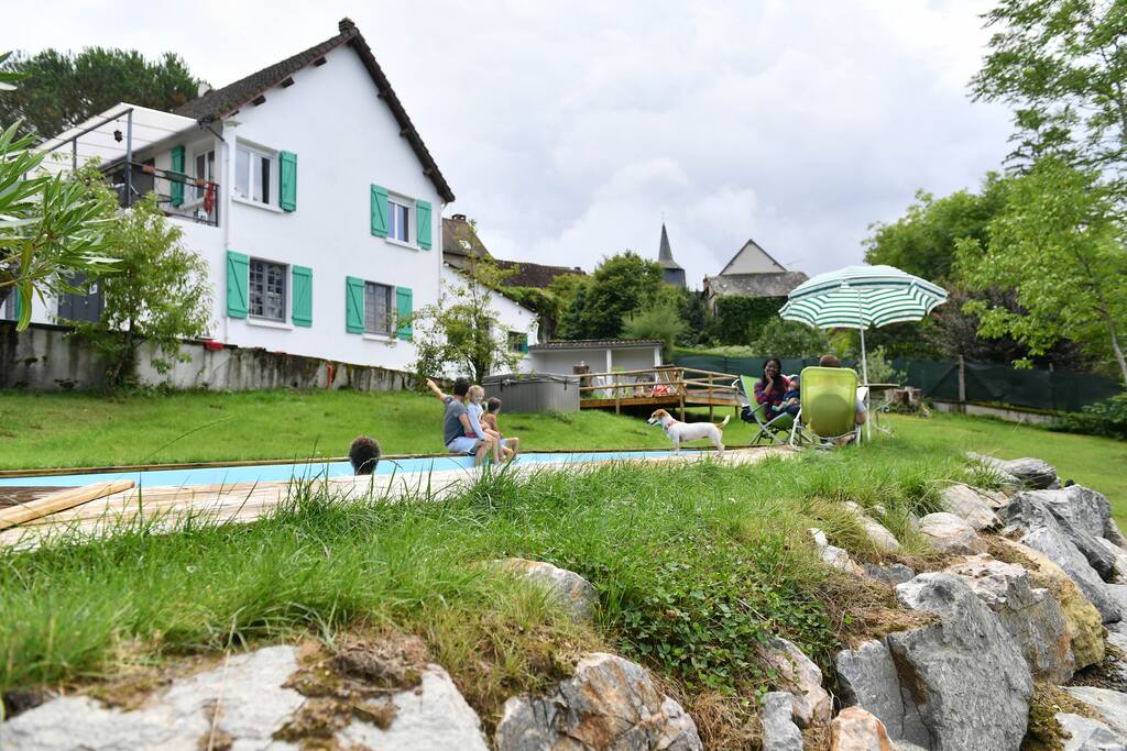 Villa en bord de Creuse Villa close to river"La Creuse"