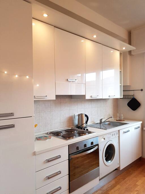 Cucina accessoriata
